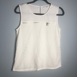 One time gently used top, great piece for you!